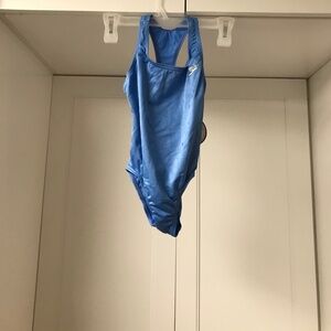 Speedo NWT Girls One Piece Swimsuit US 7 Blue